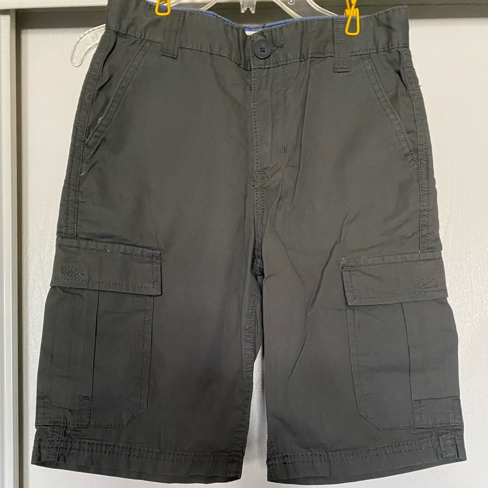 🆕 Without Tag. Levi’s Slim Fit Cargo Shorts.Size 10 regular